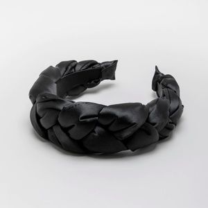 Ceremonia The Frida Headband in black
